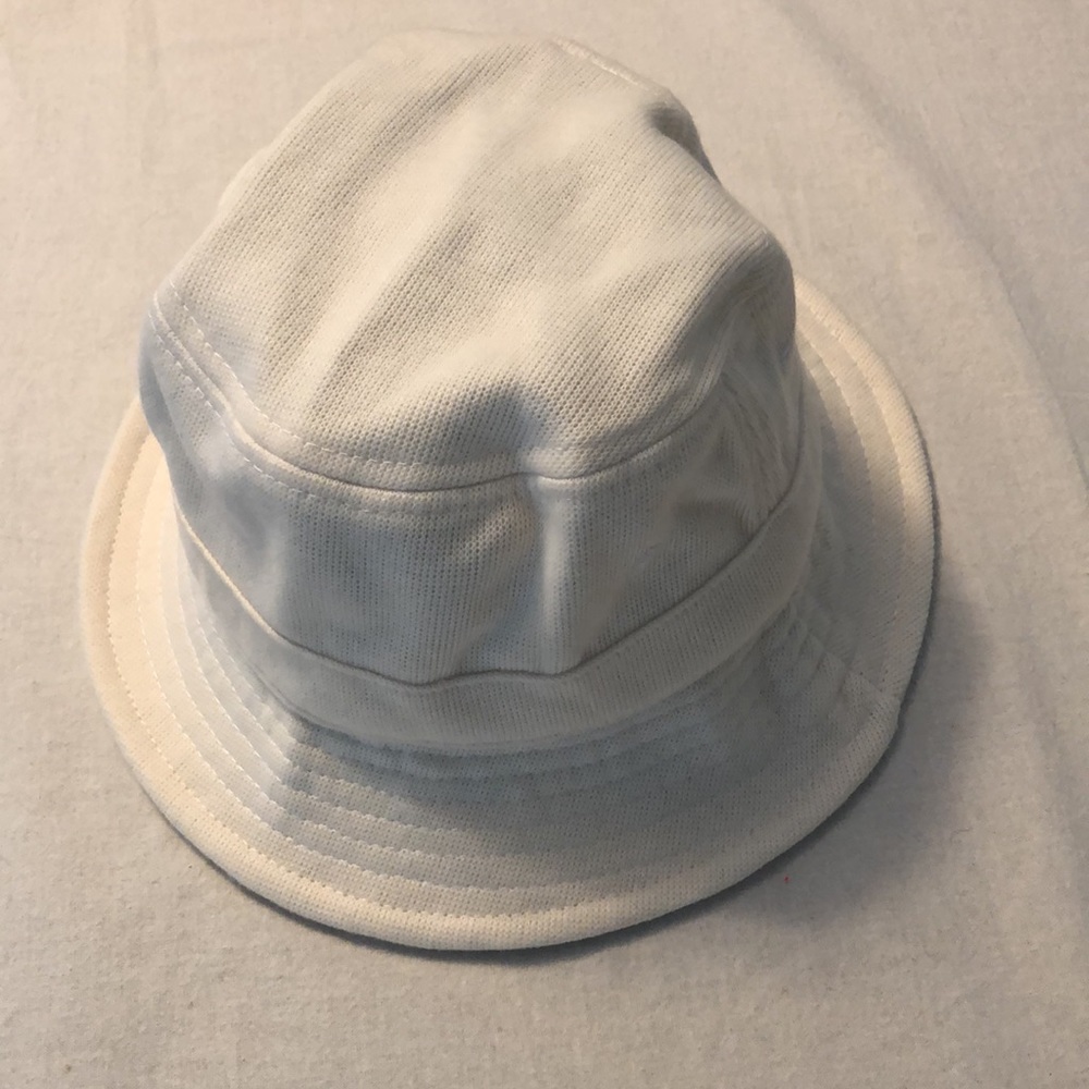 Urban outfitters bucket hat